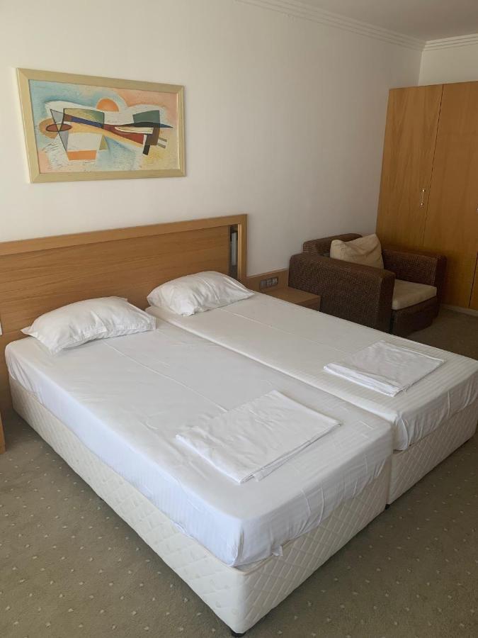 Kalina Private Apartments In Emerald Resort, 拉夫达 外观 照片