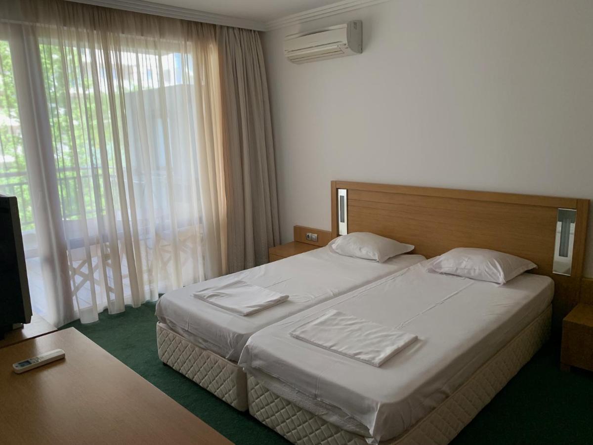 Kalina Private Apartments In Emerald Resort, 拉夫达 外观 照片