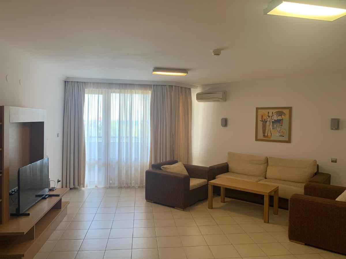 Kalina Private Apartments In Emerald Resort, 拉夫达 外观 照片
