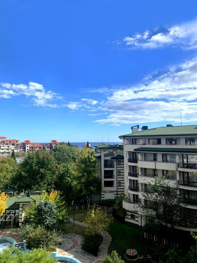 Kalina Private Apartments In Emerald Resort, 拉夫达 外观 照片