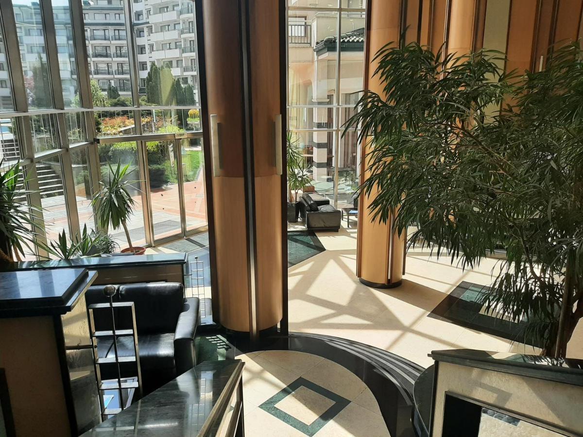 Kalina Private Apartments In Emerald Resort, 拉夫达 外观 照片