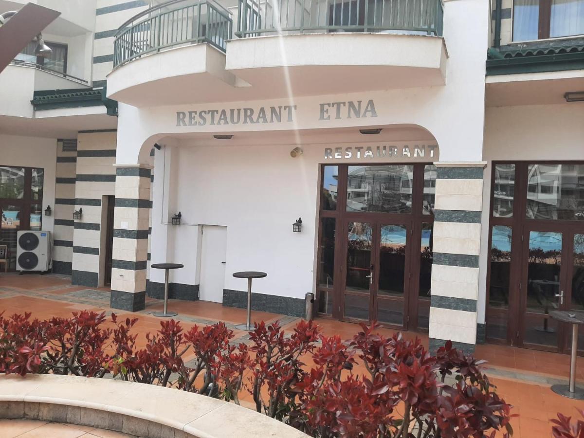 Kalina Private Apartments In Emerald Resort, 拉夫达 外观 照片
