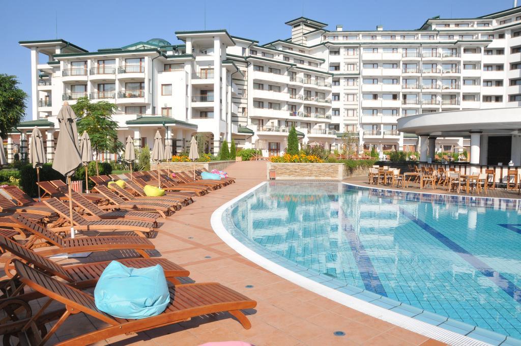 Kalina Private Apartments In Emerald Resort, 拉夫达 外观 照片