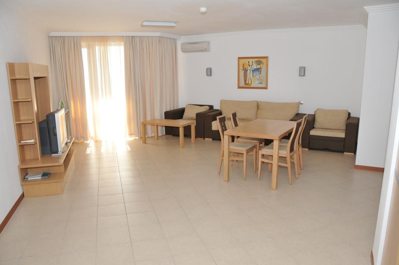 Kalina Private Apartments In Emerald Resort, 拉夫达 外观 照片
