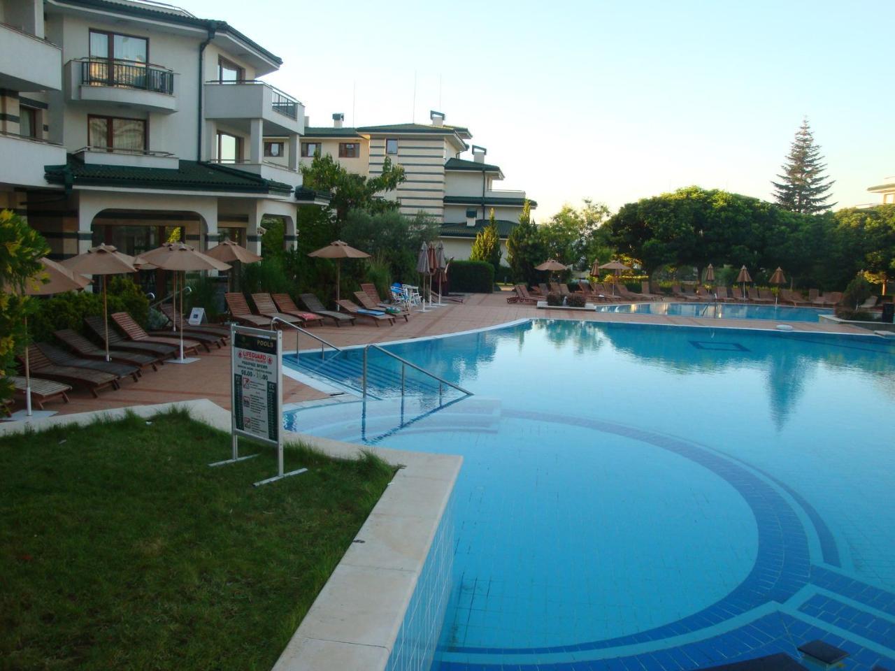 Kalina Private Apartments In Emerald Resort, 拉夫达 外观 照片